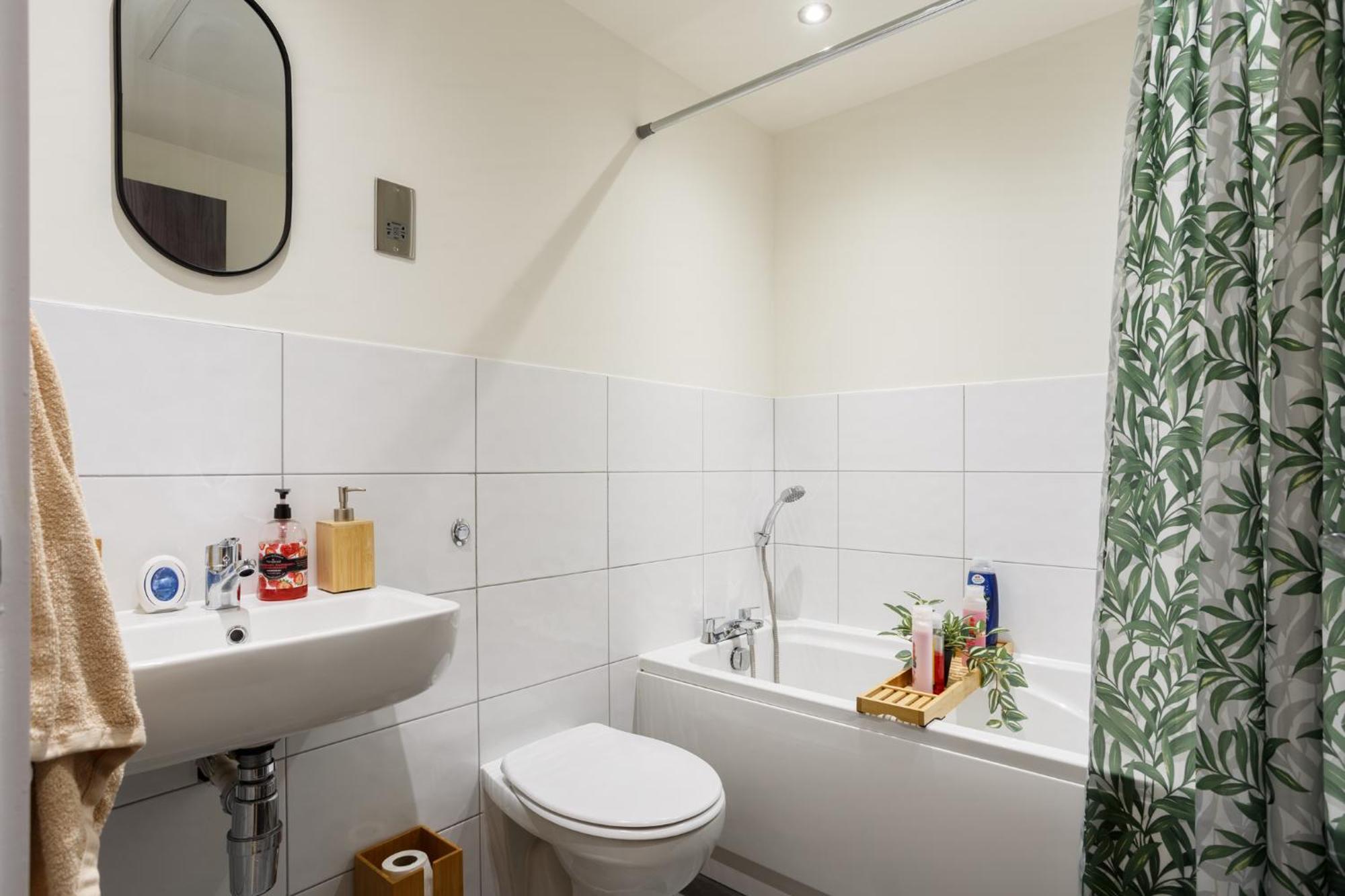 Modern And Cozy Two-Bed Apartment In Bradford Bradford  Luaran gambar